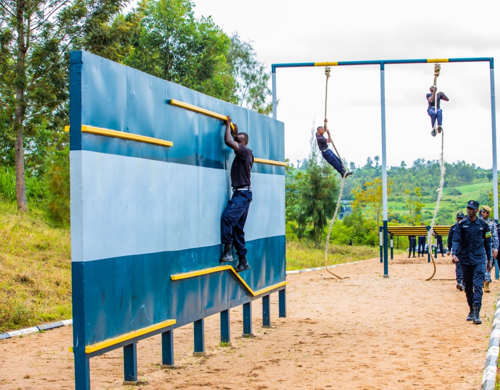 Over 250 Rwanda, CAR Law Enforcement Officers Complete Joint Special Forces Course